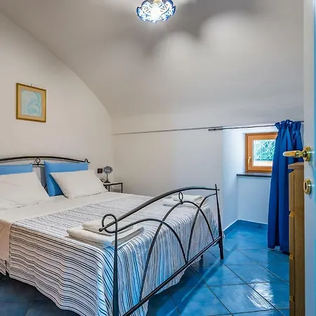 Domus Le Postali Apartment *