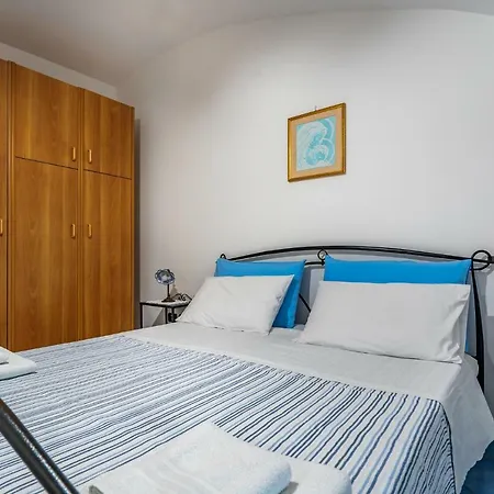 Apartment Domus Le Postali *