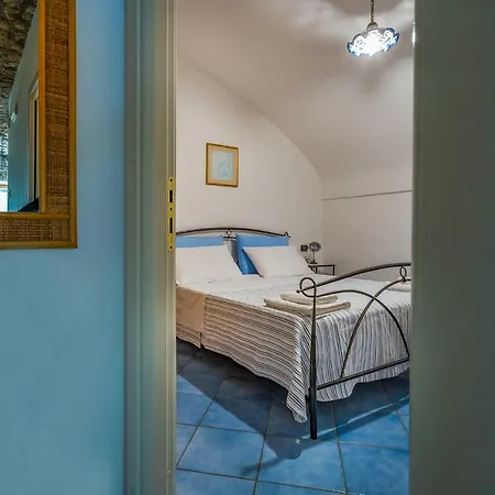 Domus Le Postali Vico Equense